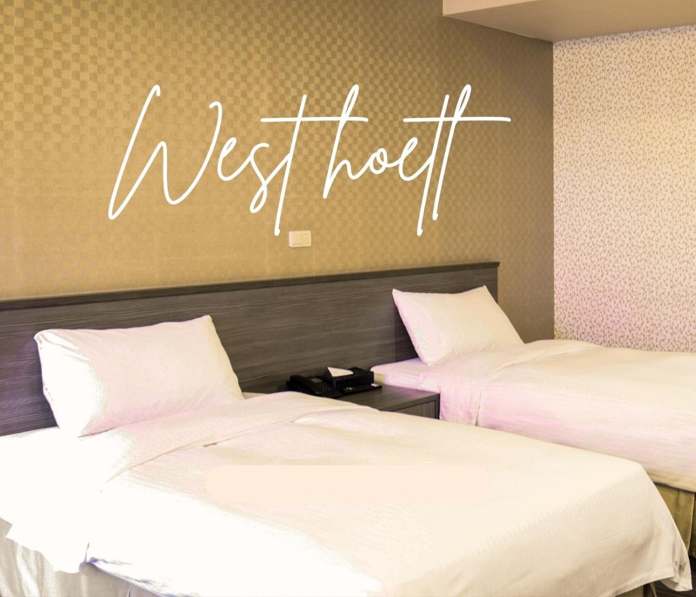 פולי West Hotel מראה חיצוני תמונה